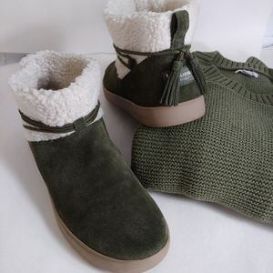 Koolaburra by UGG suade booties